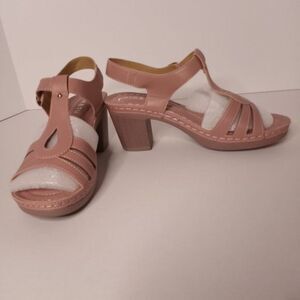 Women's Pink Fish Mouth 3"Inch Square Heel Lightweight Sandals Size 6.5 NWOT